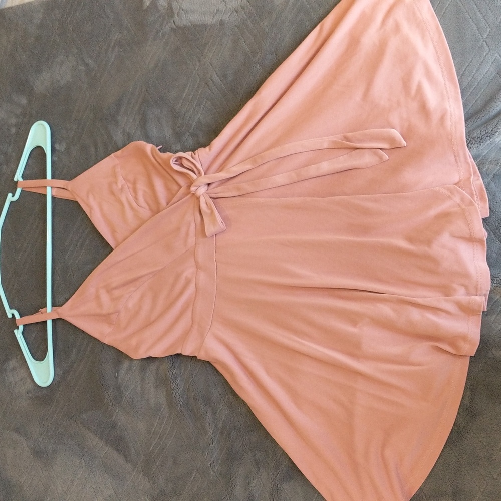 Kimchi blue size small short romper peach pink natural feminine dresslike ballet